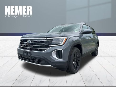 New 2026 Volkswagen Atlas SE AWD/4WD image 1