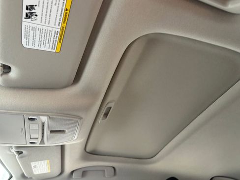 New 2026 Nissan Sentra SV w/ SV Convenience Package image 21