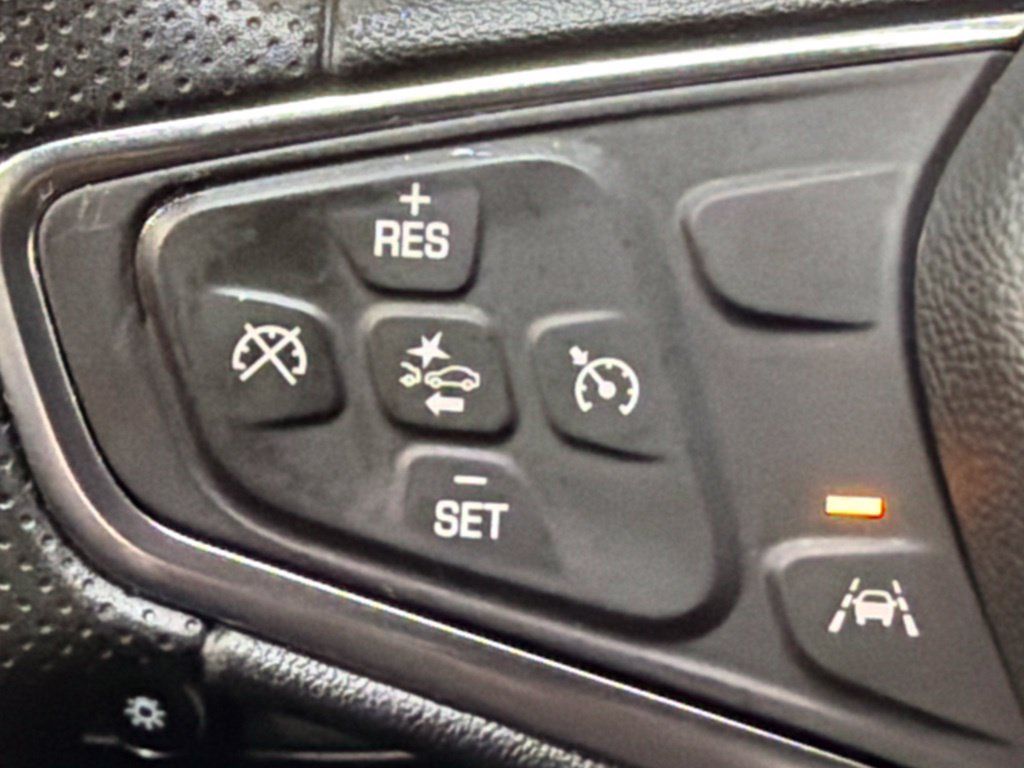 Used 2024 Chevrolet Equinox LT AWD/4WD image 21