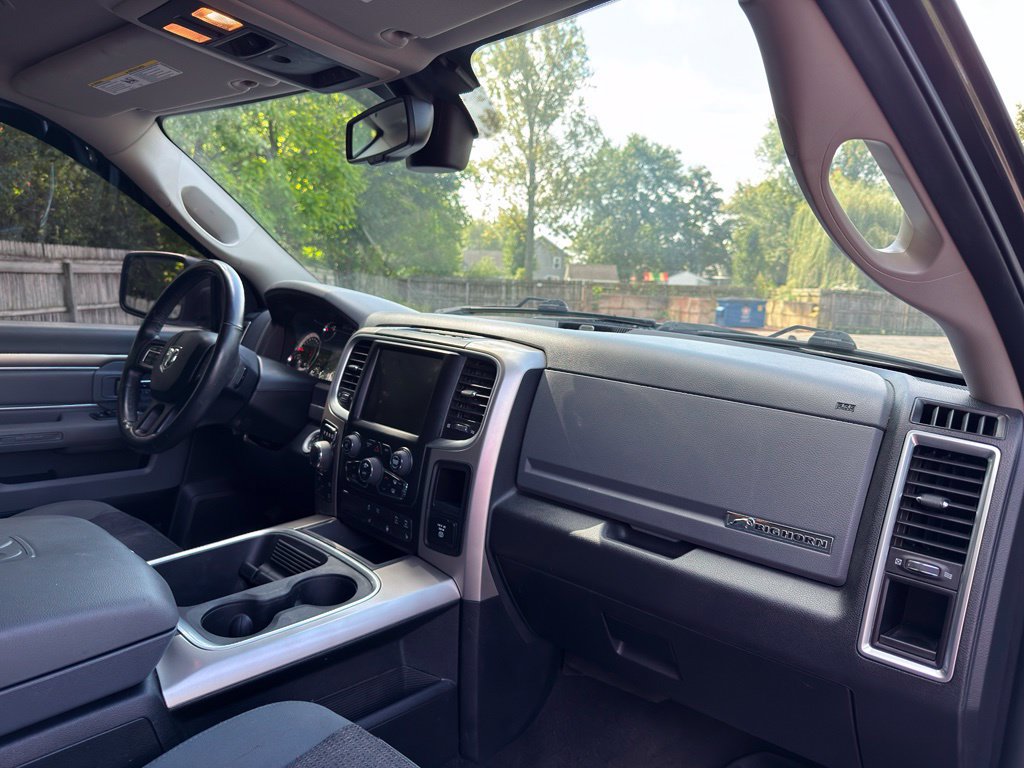 Used 2017 RAM 1500 Big Horn AWD/4WD image 32
