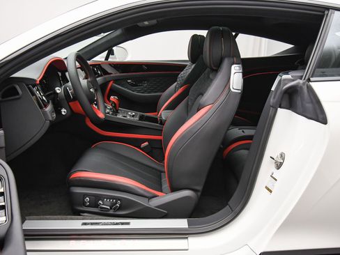 New 2025 Bentley Continental GT Speed AWD/4WD image 19