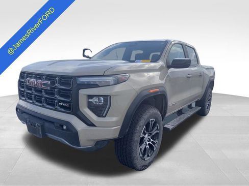 Used 2023 GMC Canyon AT4 w/ AT4 Premium Package AWD/4WD image 2