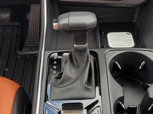 New 2026 Kia Carnival EX FWD image 19