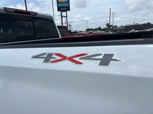 Used 2026 Chevrolet Silverado 1500 RST w/ Convenience Package II AWD/4WD image 9