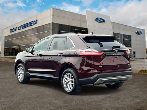 Certified 2024 Ford Edge SEL w/ Convenience Package AWD/4WD image 3