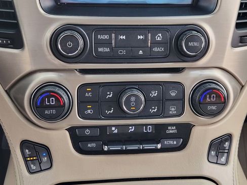 Used 2018 GMC Yukon XL Denali w/ Denali Ultimate Package AWD/4WD image 14