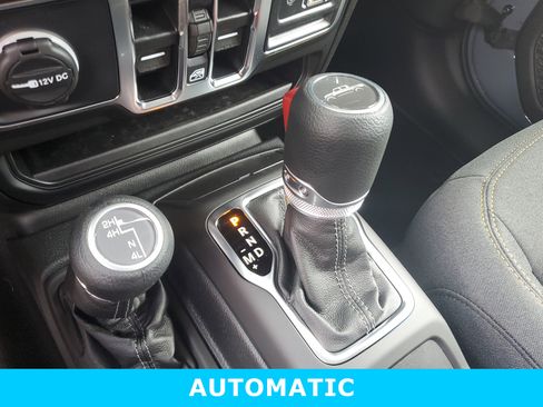 New 2025 Jeep Gladiator Sport image 20