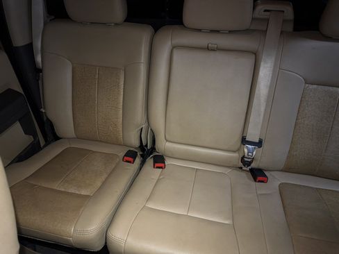 Used 2011 Ford F350 Lariat w/ Lariat Interior Pkg AWD/4WD image 22
