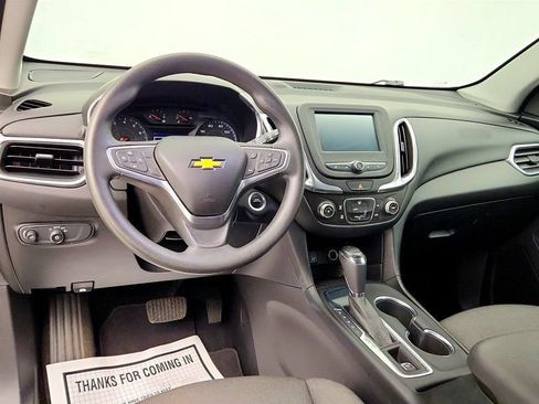 Used 2018 Chevrolet Equinox LT FWD image 27