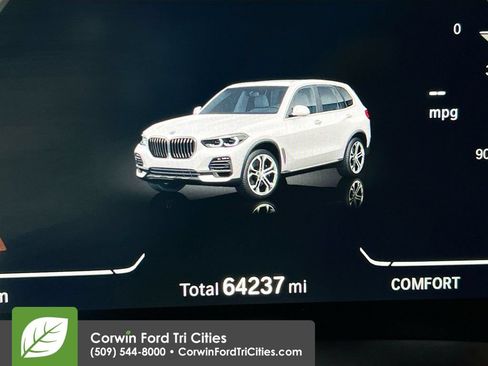 Used 2023 BMW X5 xDrive40i AWD/4WD image 2
