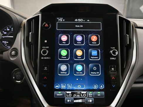 New 2025 Subaru Crosstrek 2.5i Limited w/ Crosstrek Mirror Package image 32