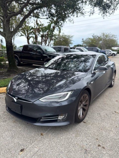 Used 2018 Tesla Model S 75D AWD/4WD image 2