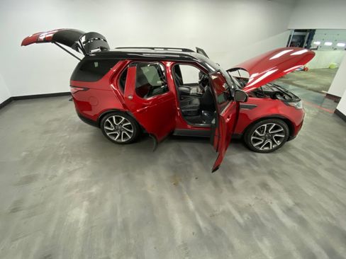 Used 2017 Land Rover Discovery HSE Luxury image 56