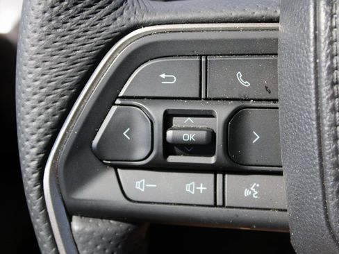 Used 2024 Toyota Tacoma TRD Off-Road image 29