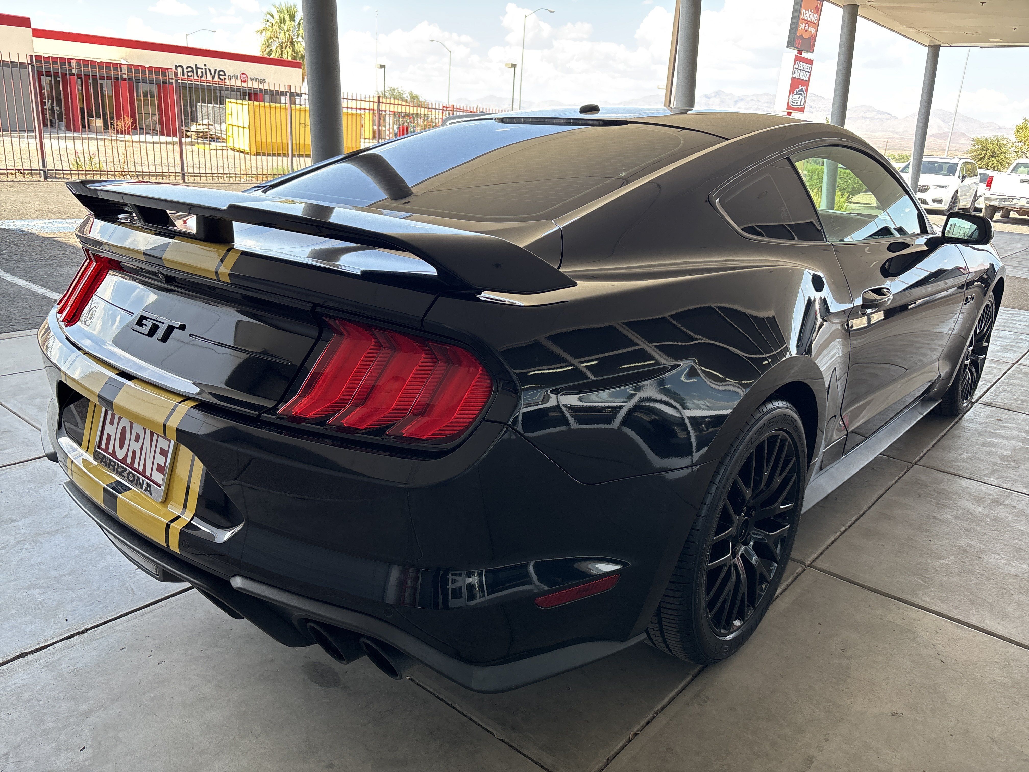 Used 2020 Ford Mustang GT Premium w/ GT Performance Package RWD image 4