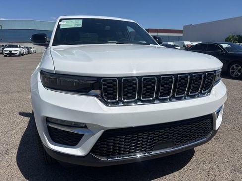 Used 2024 Jeep Grand Cherokee Limited 4xe AWD/4WD image 2
