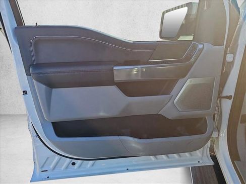 Used 2023 Ford F150 Limited image 9