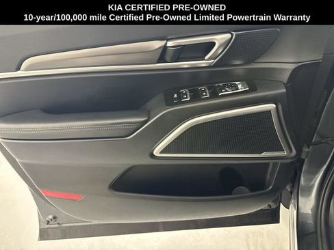 Certified 2024 Kia Telluride S w/ S Sunroof Package AWD/4WD image 19