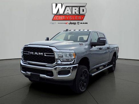 Used 2024 RAM 3500 Tradesman w/ Towing Technology Group image 5