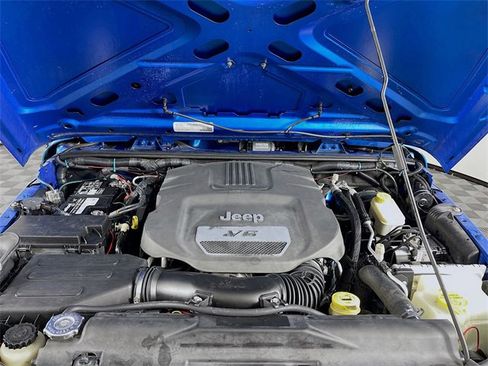 Used 2015 Jeep Wrangler Unlimited Sport w/ Quick Order Package 24S image 30