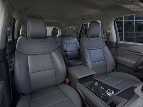 New 2026 Ford Explorer Active w/ Active Comfort Package image 10