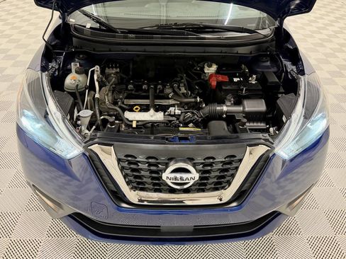 Used 2020 Nissan Kicks SR image 34