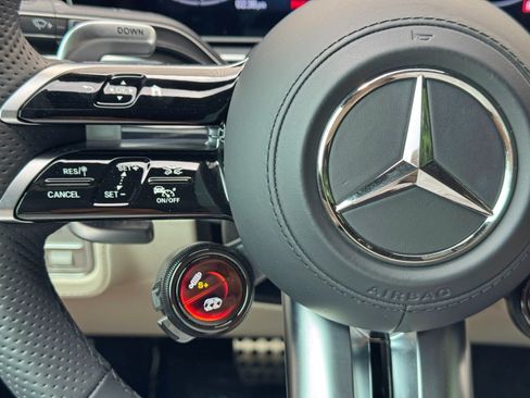 Used 2024 Mercedes-Benz GLS 63 AMG 4MATIC image 25