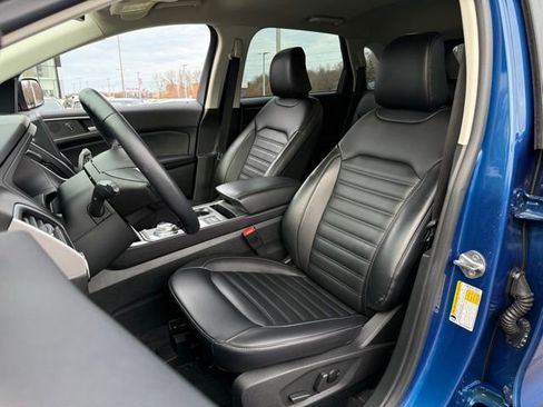 Used 2023 Ford Edge SEL w/ Convenience Package image 8
