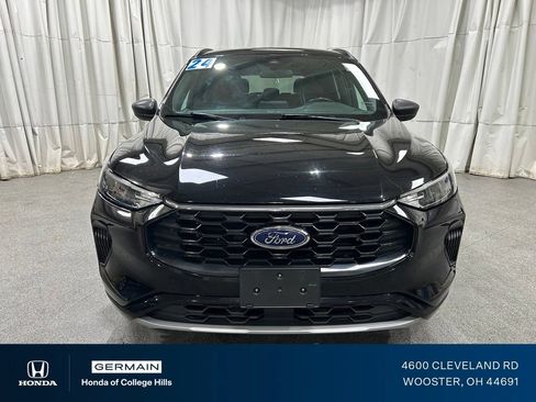 Used 2024 Ford Escape ST-Line AWD/4WD image 3