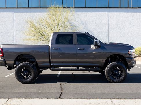 Used 2024 RAM 2500 Laramie w/ Night Edition AWD/4WD image 2