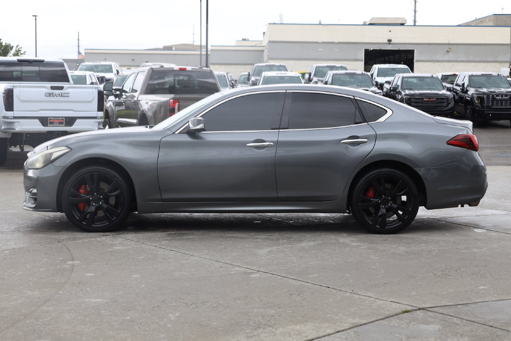 Used 2016 INFINITI Q70 3.7 w/ Sport Package AWD/4WD image 3