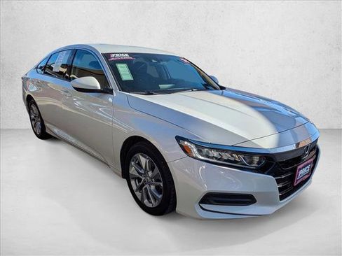Used 2019 Honda Accord LX image 3