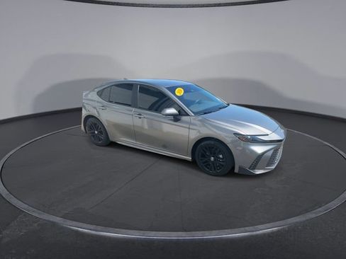 Used 2026 Toyota Camry SE FWD image 2