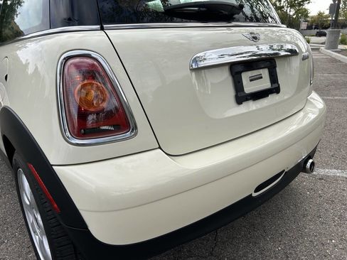 Used 2009 MINI Cooper Hardtop w/ Premium Pkg FWD image 21