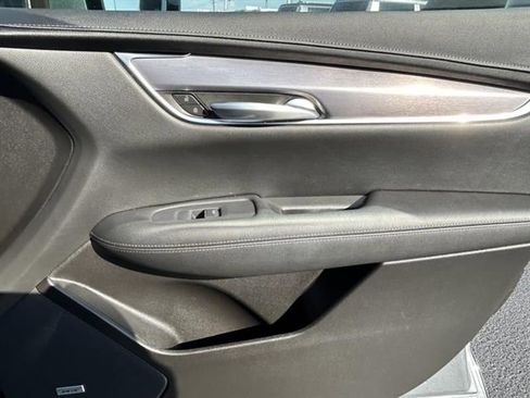 Used 2021 Cadillac XT5 Luxury image 22