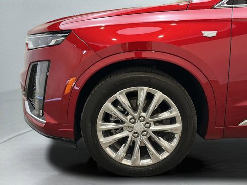 Used 2024 Cadillac XT6 Premium Luxury w/ Platinum Package AWD/4WD image 9
