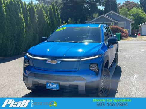 Used 2025 Chevrolet Silverado EV LT AWD/4WD image 1