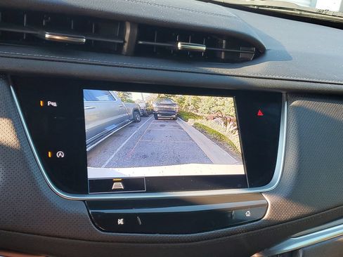 Used 2023 Cadillac XT5 Luxury FWD image 21