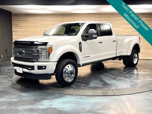 Used 2017 Ford F450 Platinum w/ Platinum Ultimate Package image 5