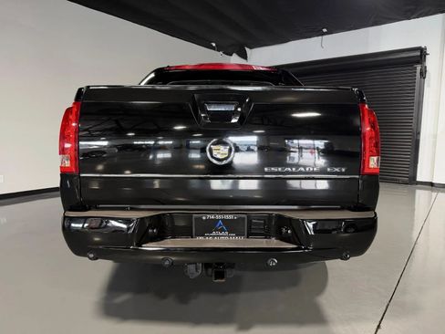Used 2005 Cadillac Escalade EXT AWD/4WD image 5