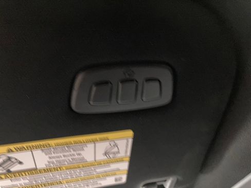 Used 2023 Ford F350 Platinum image 38