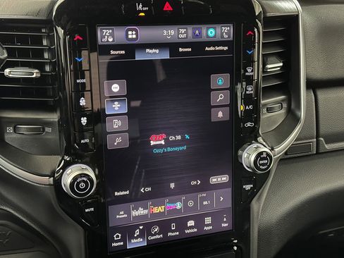 New 2026 RAM 2500 Big Horn AWD/4WD image 37