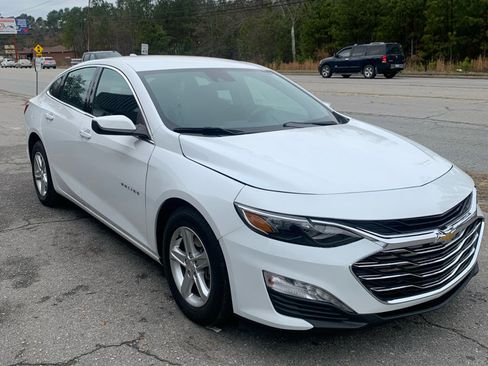 Used 2023 Chevrolet Malibu LT w/ Driver Confidence Package image 3