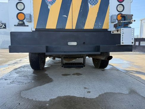 Used 2017 GMC Sierra 3500 4x4 Regular Cab image 13