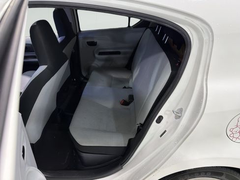 Used 2013 Toyota Prius C One FWD image 10