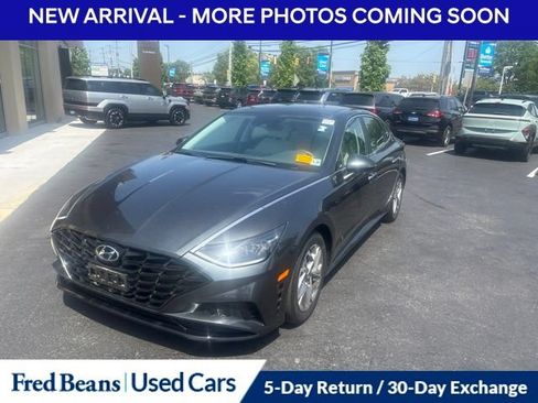 Used 2023 Hyundai Sonata SEL w/ Convenience Package FWD image 1