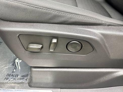 Used 2024 GMC Sierra 1500 Elevation image 31