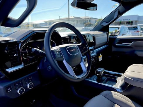 New 2026 GMC Sierra 1500 SLT w/ SLT Premium Plus Package image 25