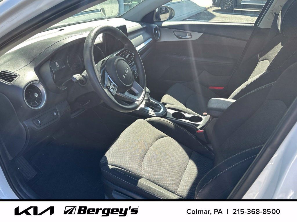 Certified 2023 Kia Forte LXS FWD image 8