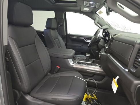 New 2026 Chevrolet Silverado 1500 LTZ w/ LTZ Convenience Package II image 28